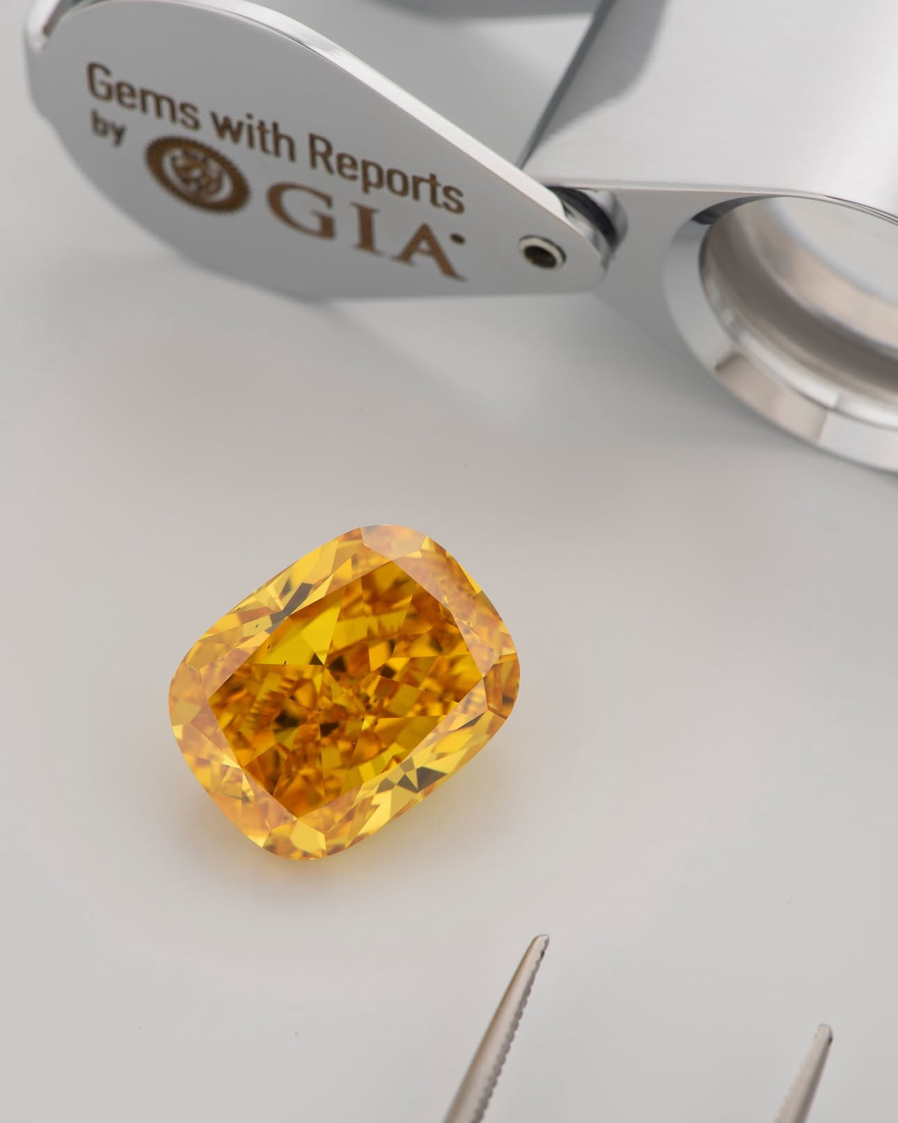 Precious gemstone from The Fine Diamond gallery