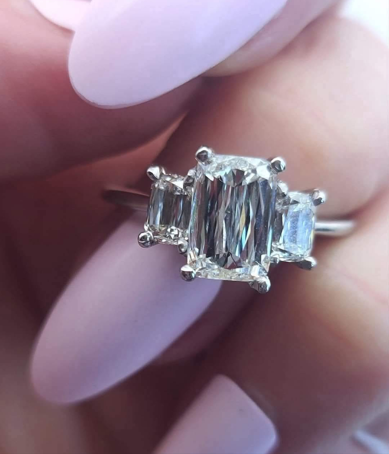 Fine gemstones sourced from around the world